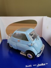 1/18 BMW Isetta 250 Bleu 1958 Revell ref: 8820