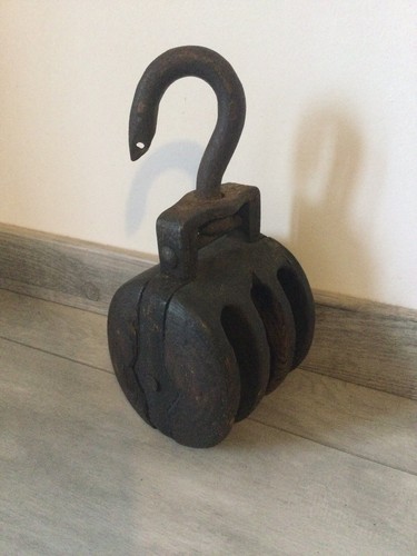 Ancienne grosse poulie - ancienne,