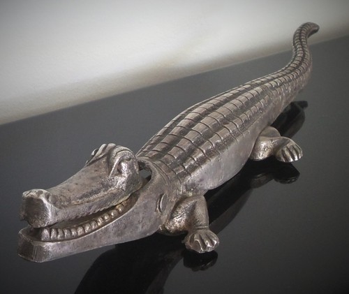 Crocodile casse noisettes - crocodile, en