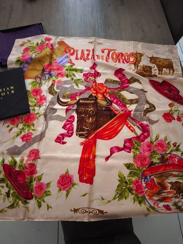 Foulard christian lacroix - foulard,