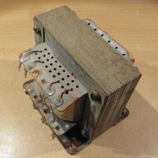 Transformateur 220V/9V-24V 1A Cecla 7547