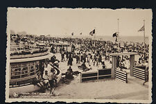 Antique Animated CPA Postcard - OSTENDE - Les Cabines et la Plage