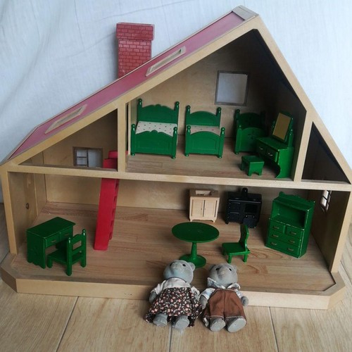 Sylvanian families early - families,