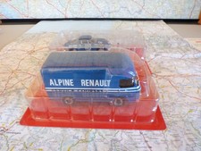RENAULT SAVIEM SG 2 + Alpine A 110 Monté Carlo sur Plateaul IXO 1/43  en blister