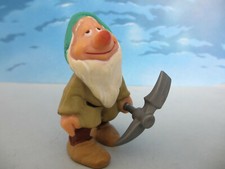 SNOW WHITE DISNEY FIGURE AND THE 7 BULLY DWARFS +/- 5.5cm - VARIANT E