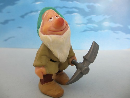 Figurine disney blanche neige - figurine,