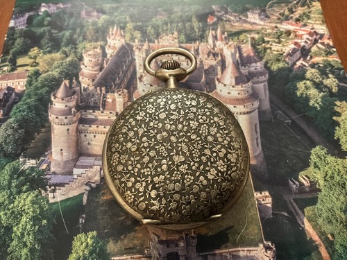 ‘’Montre à