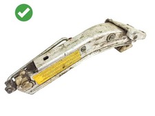 Audi A6 S6 C5 4B 2000 Lift car lifting jack 4D0011031C UKO10829