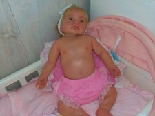 bebe reborn de 60 cm