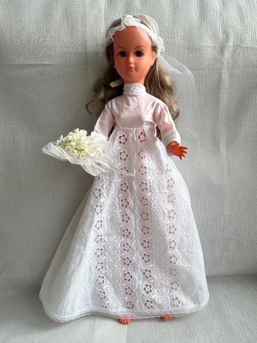 Poupée dolly gégé en - de,
