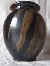 ANCIEN VASE EN GRES VERNIS /signature a identifier
