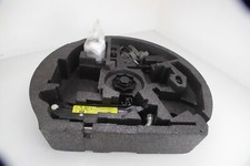 VW Golf MK6 Board Outil Cric Roue Clé Oeillet de Remorquage Styrofoam 8P0012109G