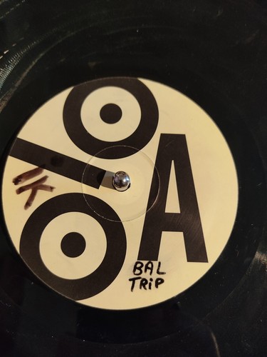Vinyl techno