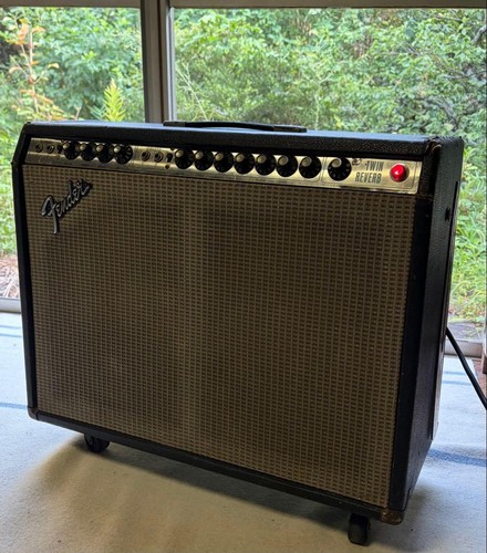 Amplificateur guitare - de,