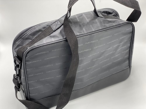 Nutrimetics carry shoulder - nutrimetics,