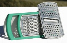 Vintage Tupperware Green & White Cheese Vegetable Grater