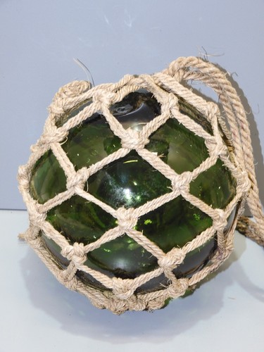 Jolie ancienne boule de - -jolie,