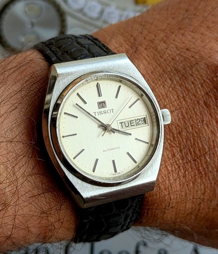 Montre watch tissot locle - tissot, le