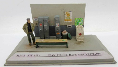 025 diorama garage - 025, /