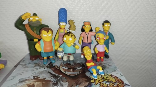 Lot figurine les simpson - lot,