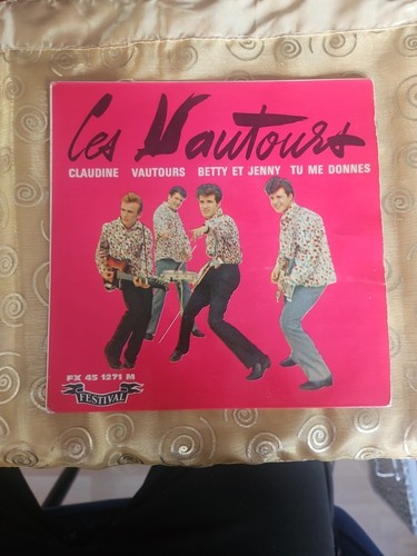 Les vautours betty - et, jenny