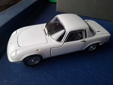 1/18 LOTUS ELAN SUN STAR