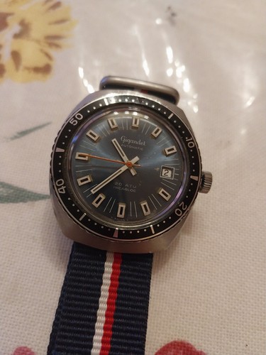 Rare montre plongee - rare,