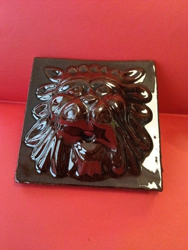 Carreau céramique lion - de,