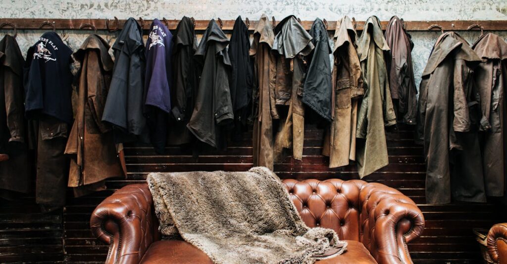 découvrez notre collection de manteaux vintage alliant élégance intemporelle et qualité exceptionnelle pour un style unique et rétro.